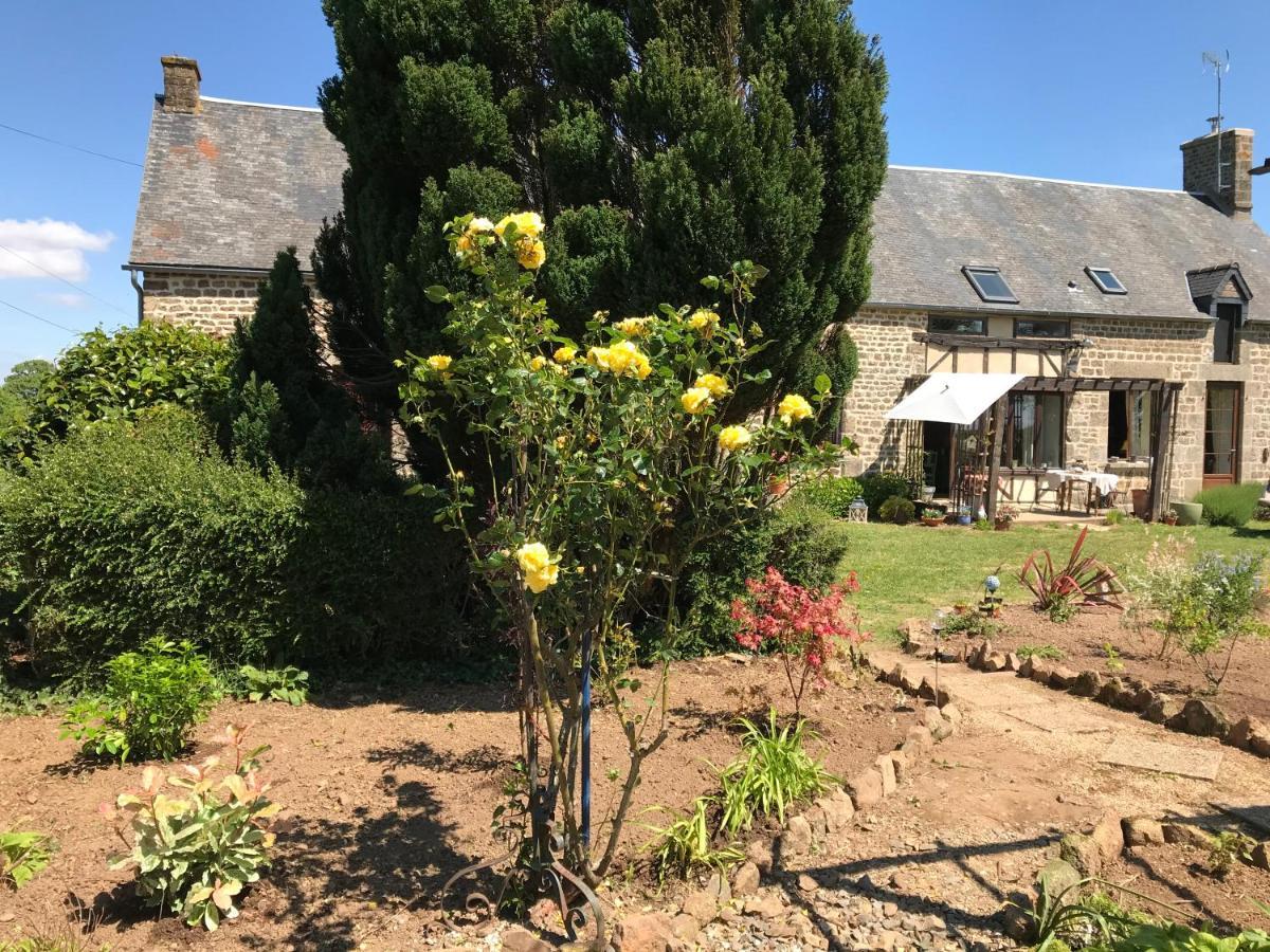 Le Jardin Des Fees Bed & Breakfast Savigny-le-Vieux Exterior foto