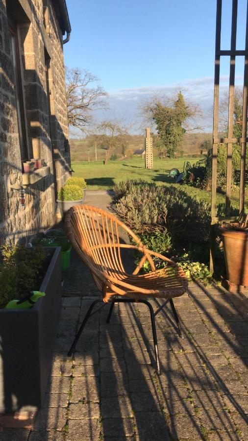 Le Jardin Des Fees Bed & Breakfast Savigny-le-Vieux Exterior foto